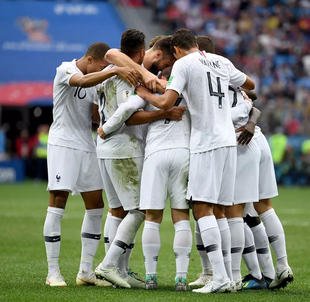 开云-包含葡萄牙队翻盘法国队，奥恰洛夫高光表现的词条