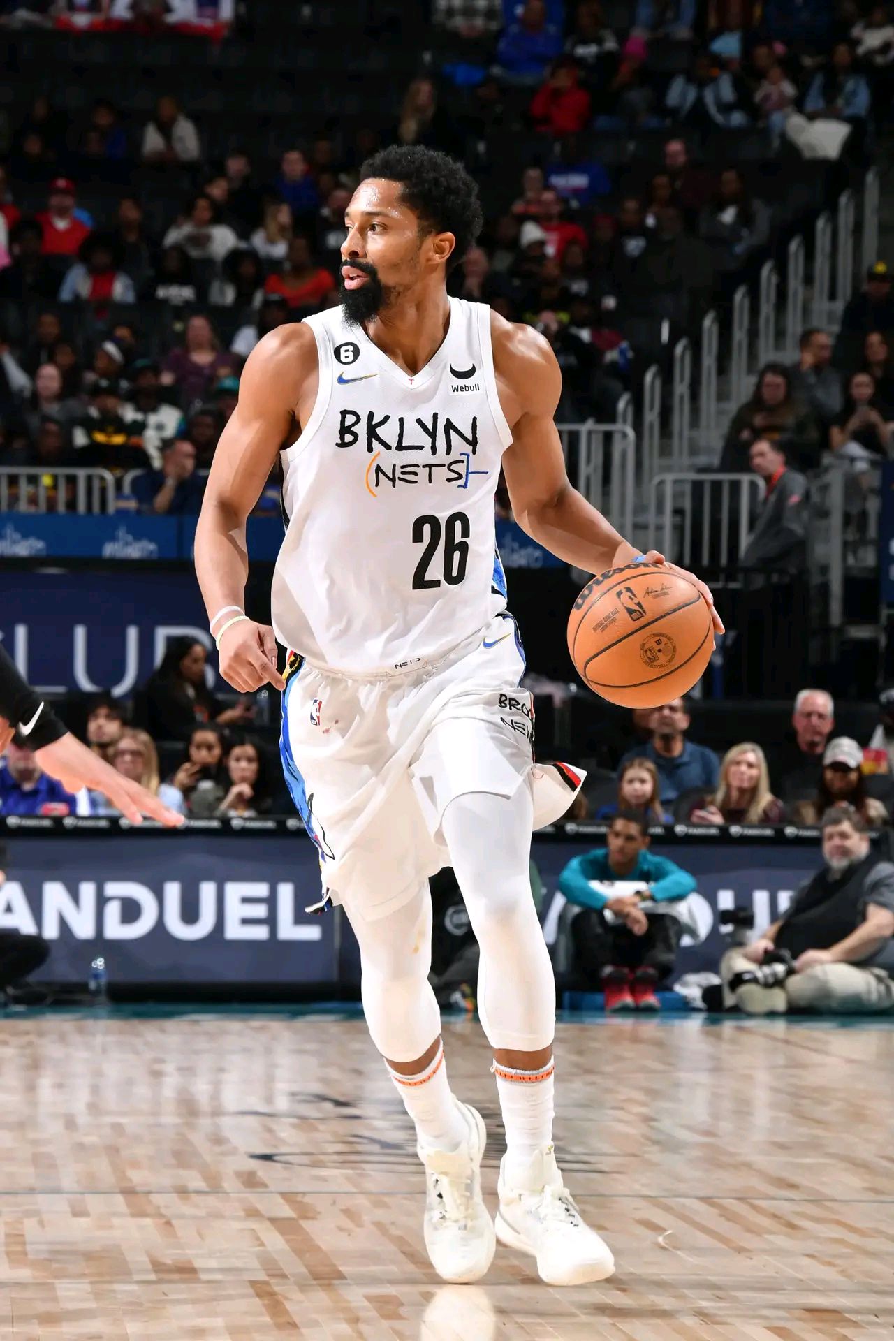 篮网绝杀北京队，利拉德统治全场